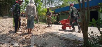 Penataan Batu Sasaran Fisik TMMD 110 Bojonegoro Masih Dilakukan